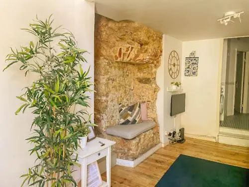 Historical Bica - 3 Bedroom Apartment Lisboa Portugal