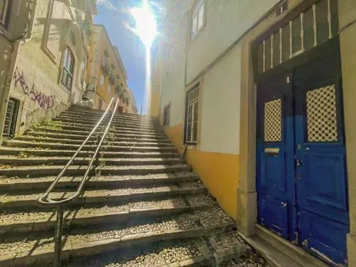 Historical Bica - 3 Bedroom Apartment Lisboa
