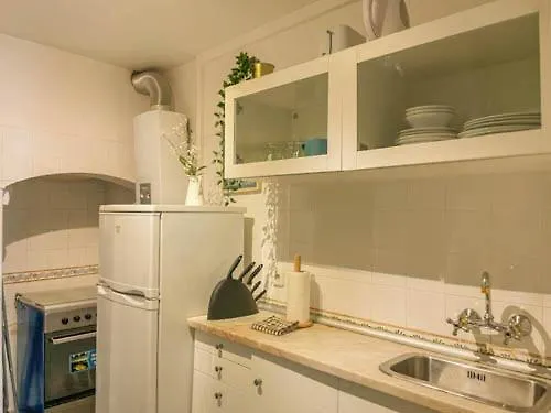 Historical Bica - 3 Bedroom Apartment Lisbon